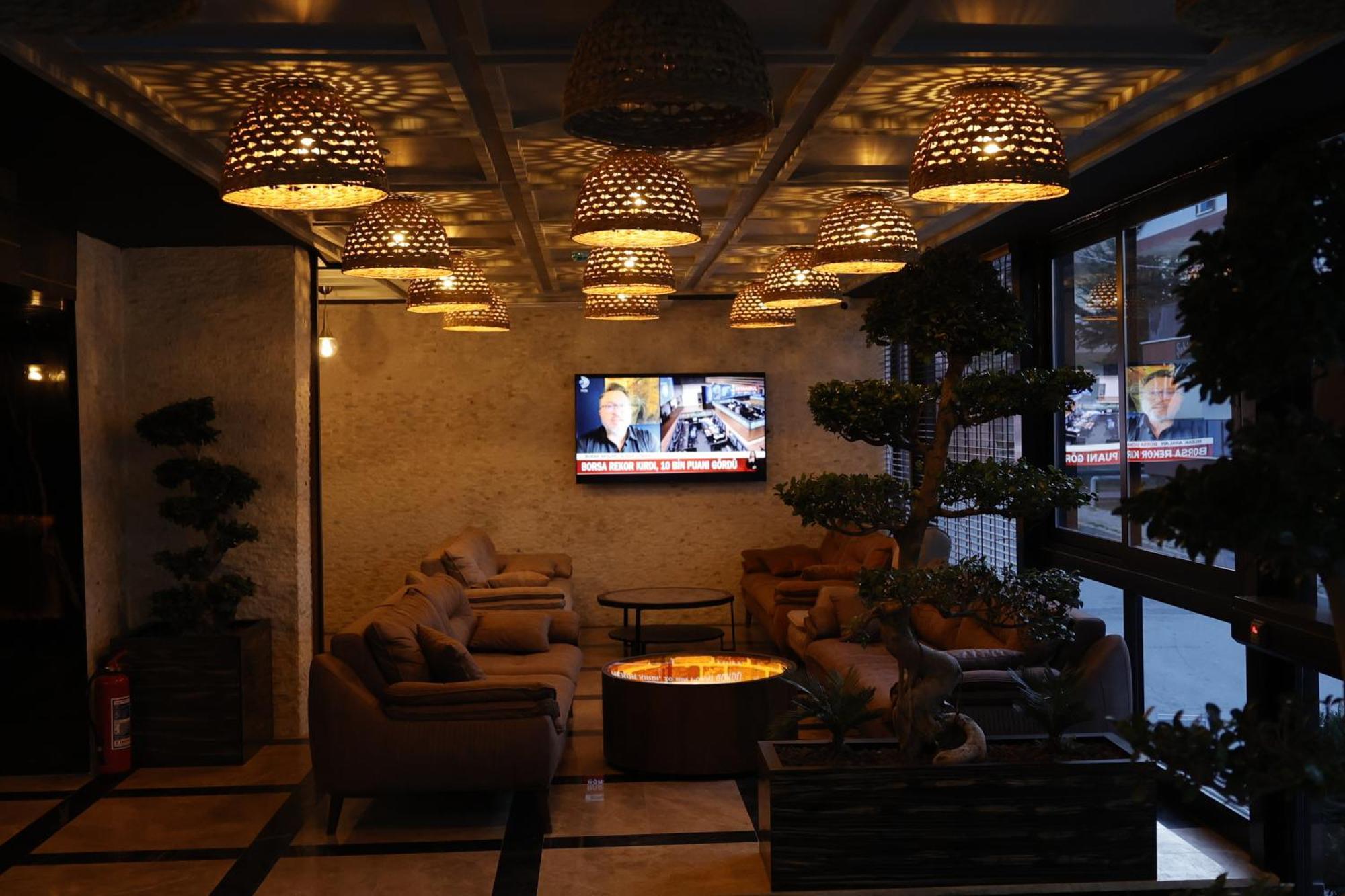 איספרטה Iron Loft Hotel מראה חיצוני תמונה