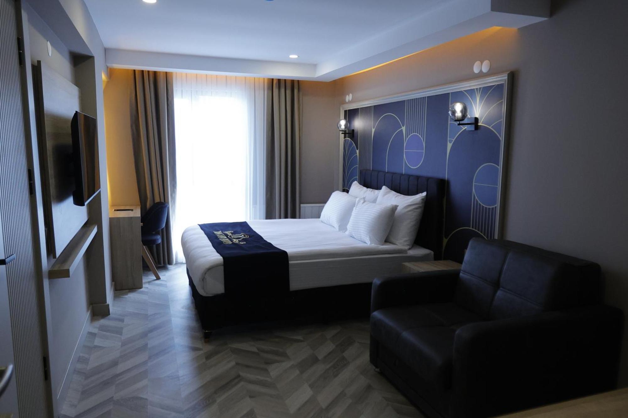 איספרטה Iron Loft Hotel מראה חיצוני תמונה